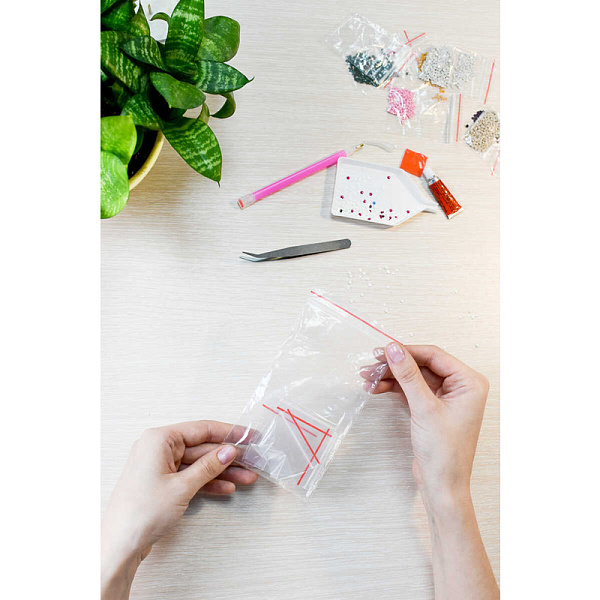 Алмазная мозаика 40*50 см "ГОРНОЕ ОЗЕРО" (26 цветов страз, холст на подрамнике с напечатенной картиной, покрытый клеевым слоем и защитной пленкой, пакеты