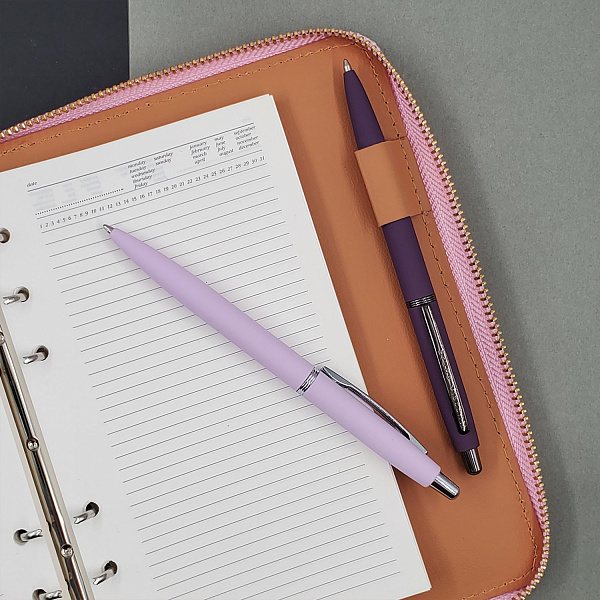 Ручка "SAN REMO" в тубуса круглой формы 1,0 ММ, СИНЯЯ (корпус сиреневый, футляр белый) 