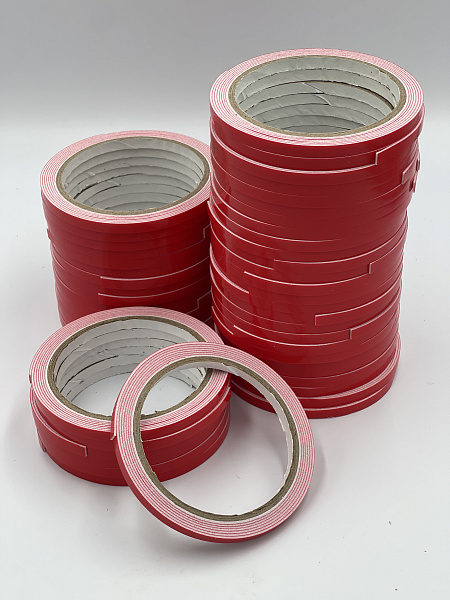 Клейкая лента двусторонняя, усиленная, 6мм*2м (спайка 48 штук) цена за 1 штуку 