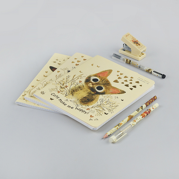 Карандаш ч/г "LOVE ME. КОТИКИ ПРИНОСЯТ СЧАСТЬЕ."  НВ  