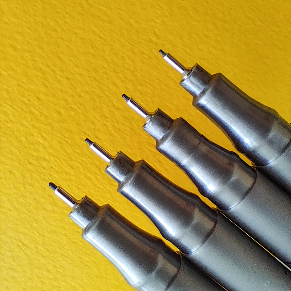 Набор линеров "SKETCH&ART" ТОНКИХ ЧЕРНОГО ЦВЕТА, 4 штуки 