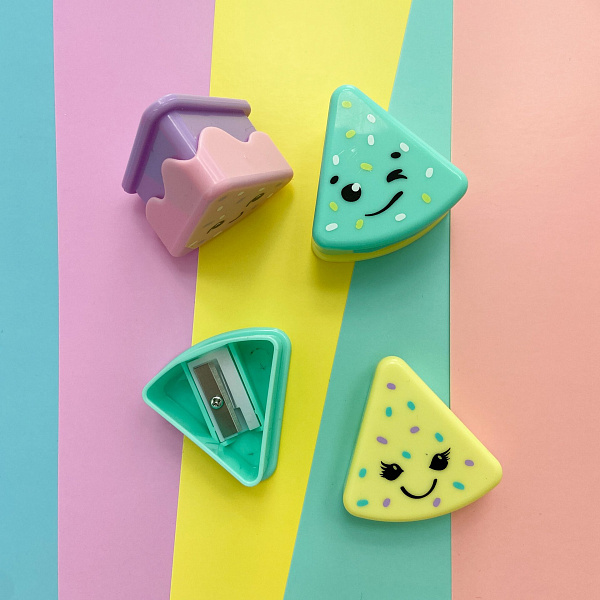 Точилка с контейнером "FunGraphix. Кексик", 3 цвета