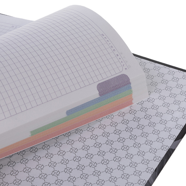 Бизнес-блокнот А5 80 л. кл. тв.переплет "Хрупкие лепестки" 167х216мм 5-цв. блок запечат. форзац мат.ламин. 3D лак