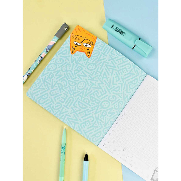 Блокнот 170*170 40 л. "АРТ-БРАТВА" /мягкий переплёт (2 скобы), полноцветная печать, матовая плёнка, Блок - белый офсет, 65 г/м², печать в одну краску, дизайнерский блок , эмбоссированна