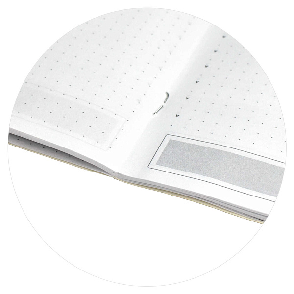 Блокнот 120*170 40 л. "ДЕВОЧКА С БАЛОНЧИКОМ" /Блок - белый офсет 65 г/м², дизайнерский блок , мягкий переплёт (2 скобы), пленка софт тач вельвет,