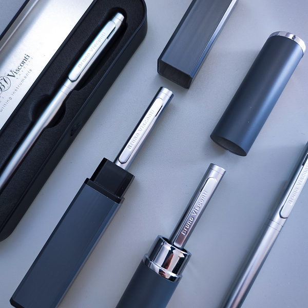 Ручка "FIRENZE" в тубусе прямоугольной формы 1.00 ММ, СИНЯЯ (корпус серебряный, футляр серый)