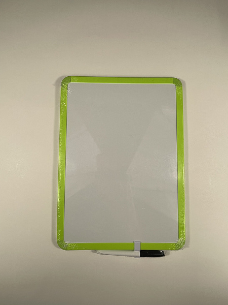 Доска магнитно-маркерная 25*35см, с маркером, МИКС