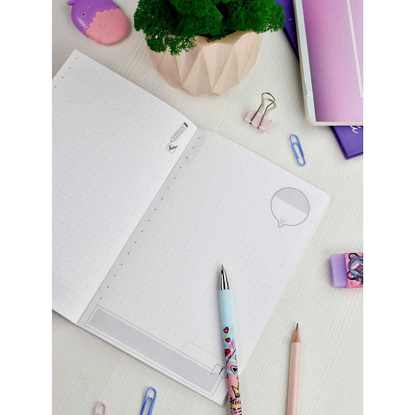 Блокнот 120*185 40 л. ТОЧКА "АЛИСА" /Блок - белый офсет 65 г/м², мягкий переплёт (2 скобы), пленка софт тач вельвет,