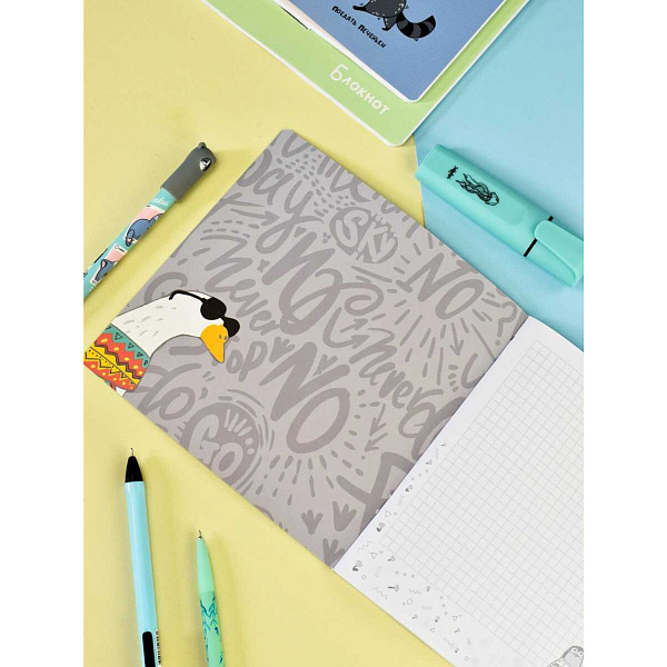 Блокнот 170*170 40 л. "АРТ-БРАТВА" /мягкий переплёт (2 скобы), полноцветная печать, матовая плёнка, Блок - белый офсет, 65 г/м², печать в одну краску, дизайнерский блок , эмбоссированна