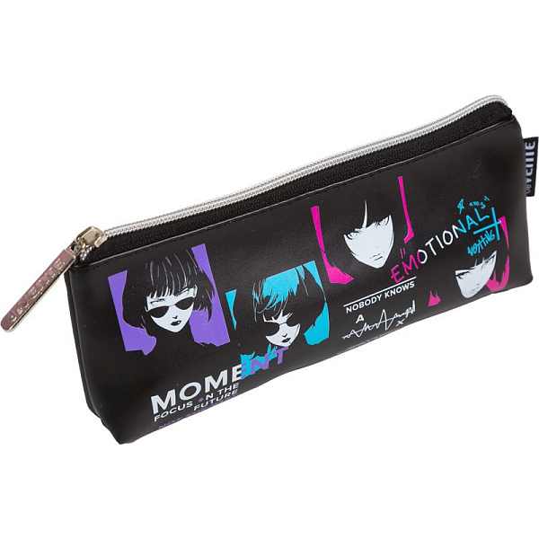 Пенал "deVENTE Label. Anime Style" 21x8x3,5 см, треугольный для 45 предметов, на молнии, искусственная кожа с антивандальной фактурой, с подкладом