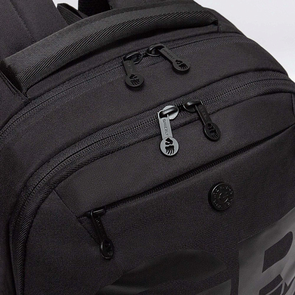 Рюкзак (/3 черный - серый)