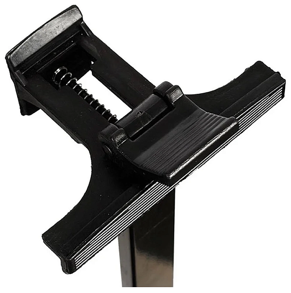 Мольберт металлический (алюмин), тренога с нижней штангой, высота 165см, высота холста 80см