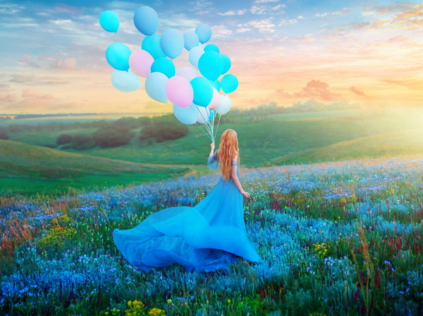 Картина по номерам на подрамнике 30*40 "Девушка с воздушными шарами" Холст+ краски 20цв.